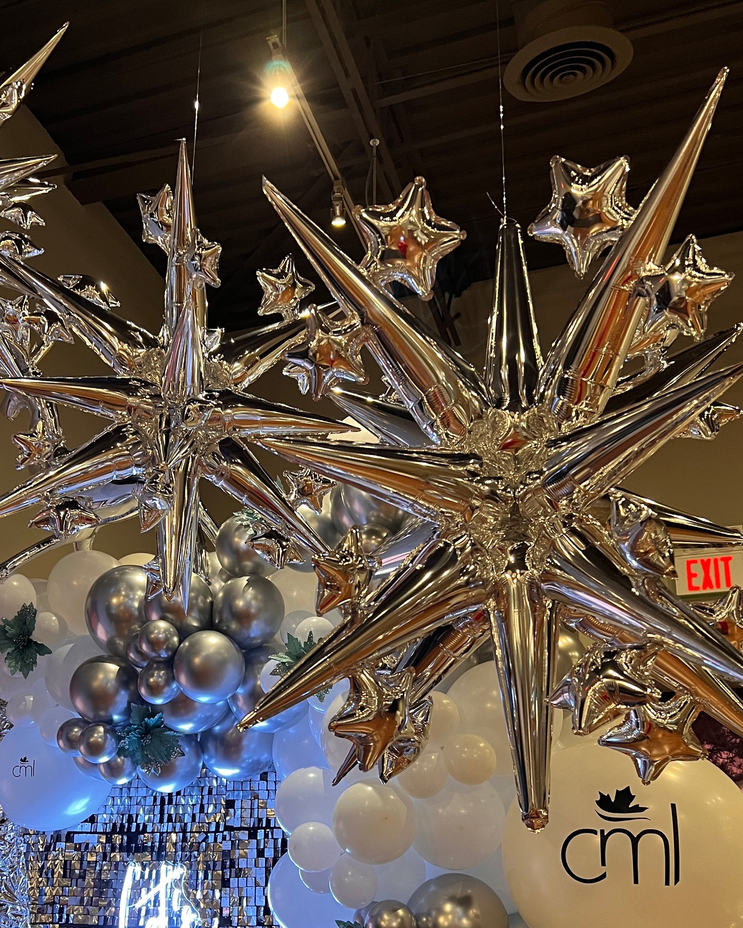 42” Foil Burst Star