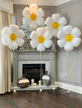 Load image into Gallery viewer, JUMBO DAISY + one fresh rose
